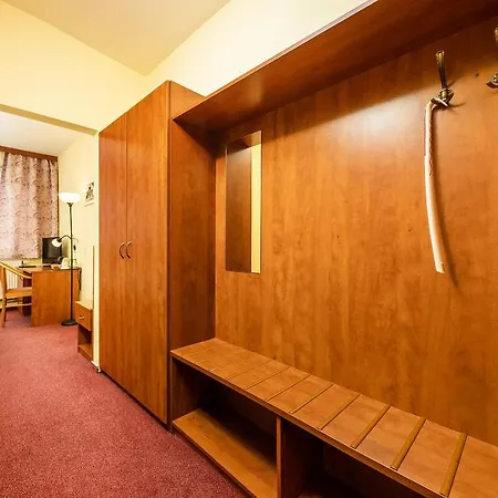 Zavis Z Falkenstejna Hotel 4*