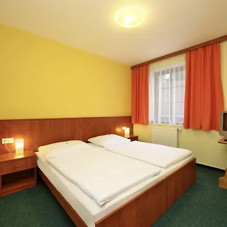 Zavis Z Falkenstejna Ξενοδοχείο 4*
