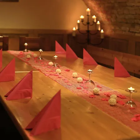 Zavis Z Falkenstejna Hotel 4*