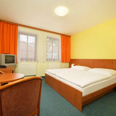 Zavis Z Falkenstejna Hotel