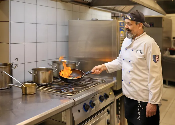Zavis Z Falkenstejna Hotel Hluboká nad Vltavou