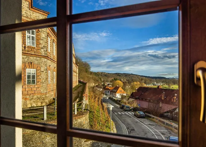 Zavis Z Falkenstejna Hotel