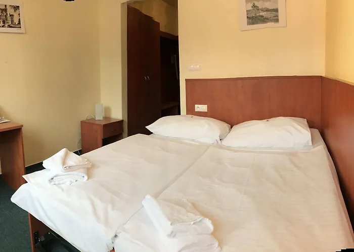 Hotel Zavis Z Falkenstejna Hluboká nad Vltavou