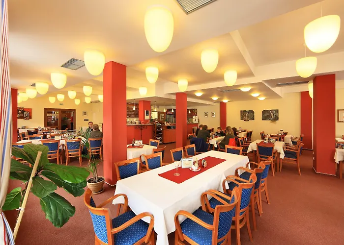 Zavis Z Falkenstejna Hotel