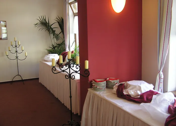 Zavis Z Falkenstejna Hotel 4*