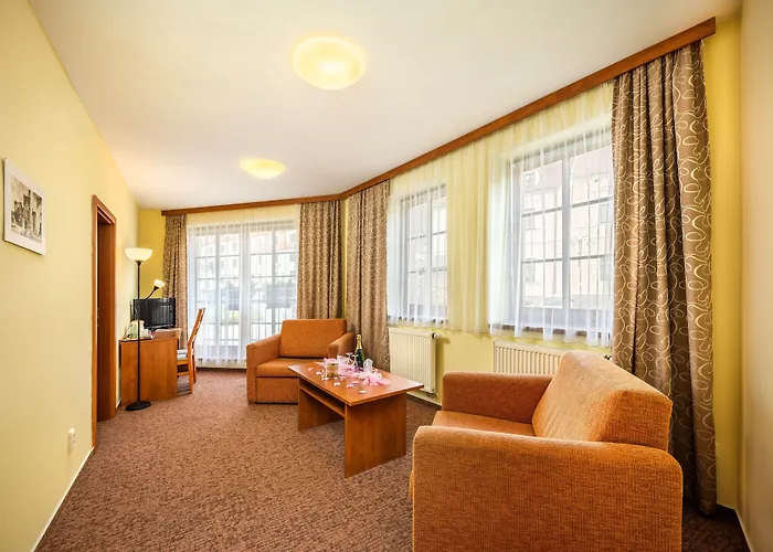 Hotel Zavis Z Falkenstejna